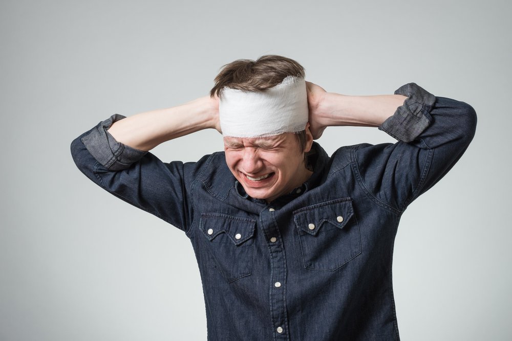 Overcoming Legal Challenges: Traumatic Brain Injury in Car Accidents cover